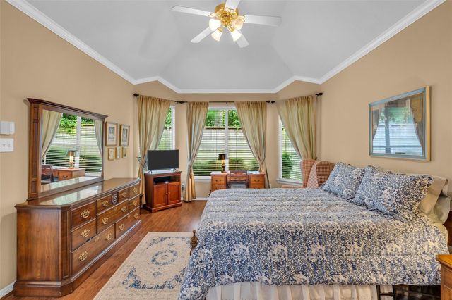 65 W Sienna Place, The Woodlands, TX 77382