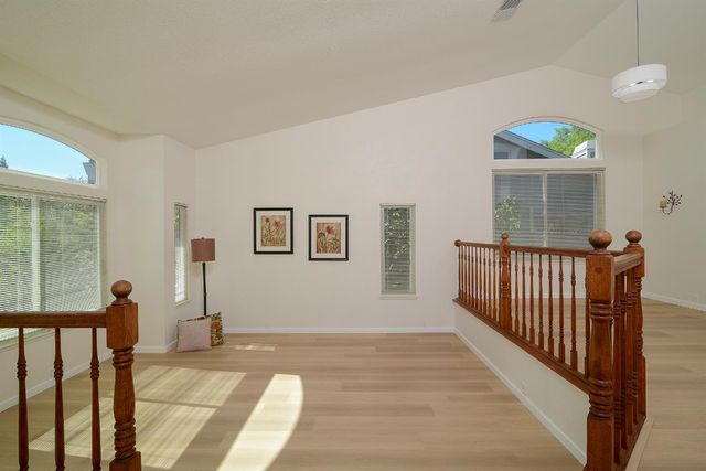 5722 Laguna Quail Way, Elk Grove, CA 95758