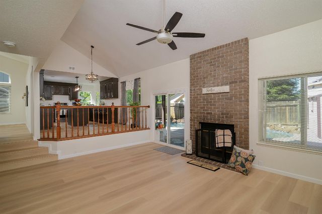 5722 Laguna Quail Way, Elk Grove, CA 95758