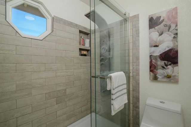 5722 Laguna Quail Way, Elk Grove, CA 95758