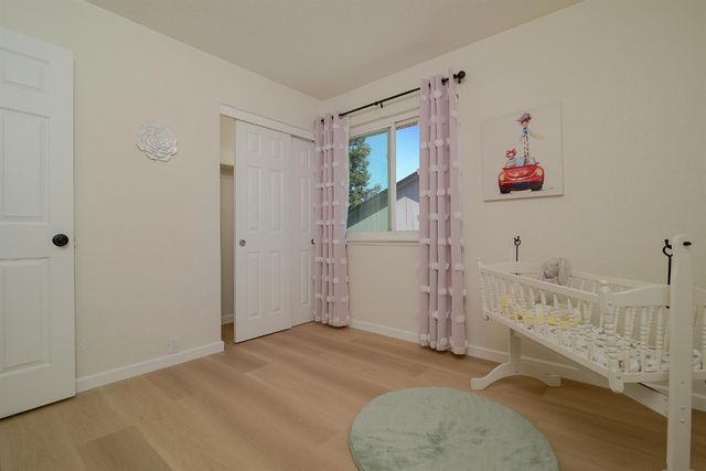 5722 Laguna Quail Way, Elk Grove, CA 95758