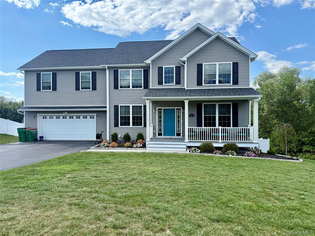 140 Stratford Drive, Poughkeepsie, NY 12603