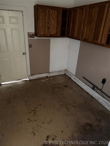 1701 Tower Drive, Ardmore, OK 73401