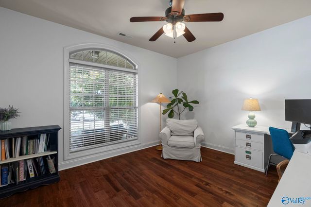 6806 Breyerton Way, Owens Cross Roads, AL 35763