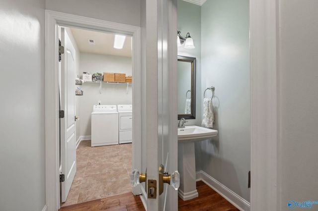 6806 Breyerton Way, Owens Cross Roads, AL 35763