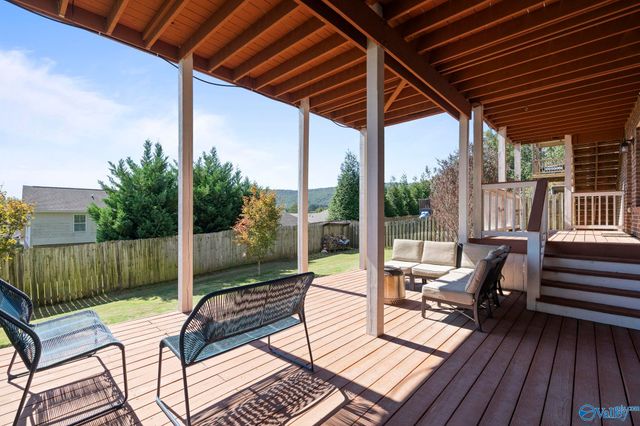 6806 Breyerton Way, Owens Cross Roads, AL 35763