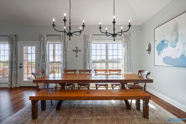 6806 Breyerton Way, Owens Cross Roads, AL 35763