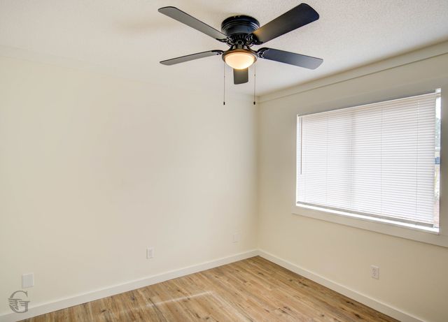 9320 New London Street, Shreveport, LA 71118