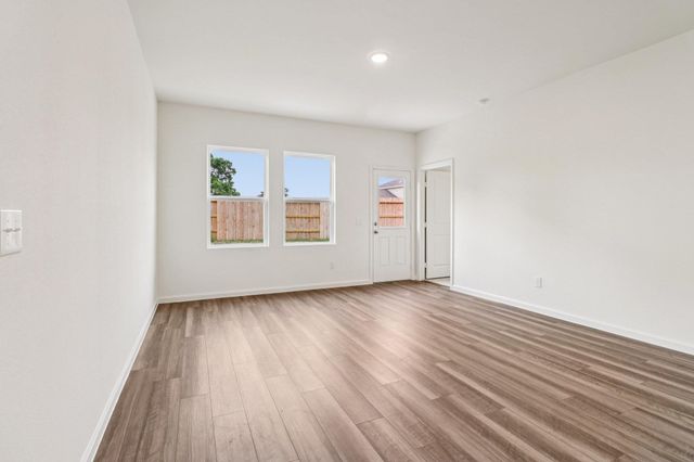 512 Old Western PASS, Jarrell, TX 76537