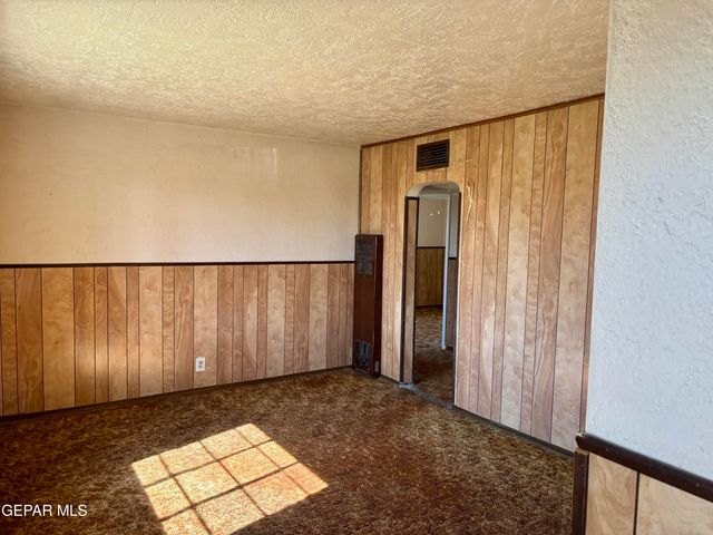 6019 Trowbridge Drive, El Paso, TX 79905