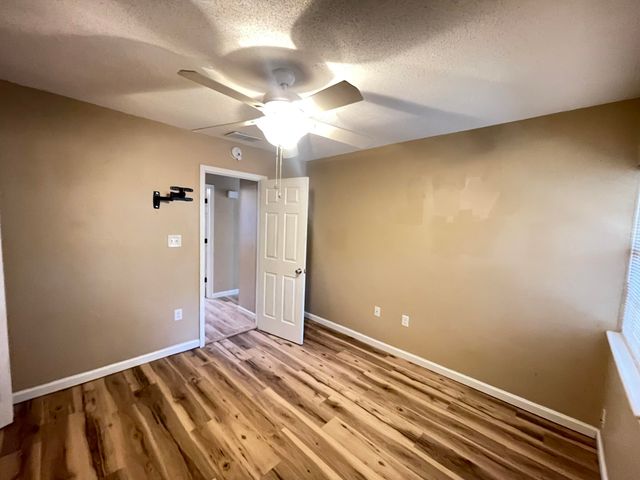 607 W Sunset Boulevard A, Fort Walton Beach, FL 32547