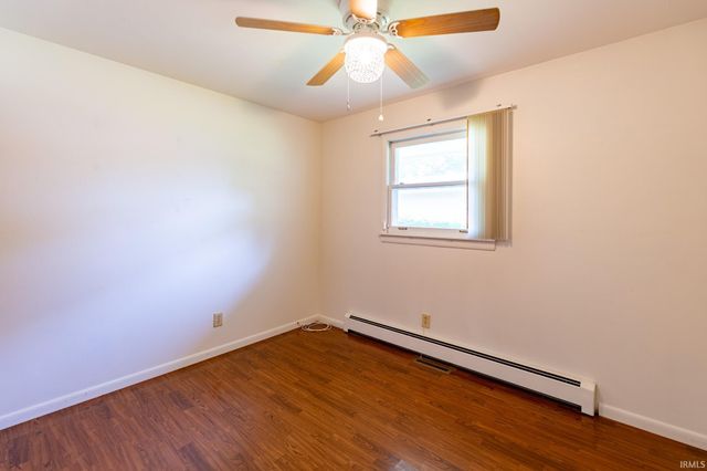 60234 Robin Hood Lane, Elkhart, IN 46517