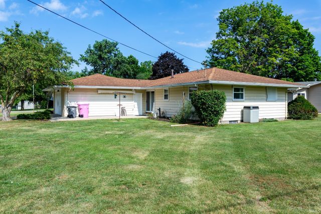 60234 Robin Hood Lane, Elkhart, IN 46517