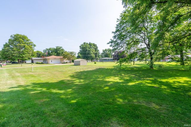 60234 Robin Hood Lane, Elkhart, IN 46517