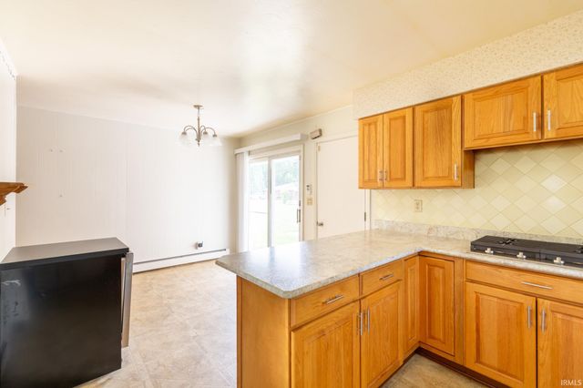 60234 Robin Hood Lane, Elkhart, IN 46517