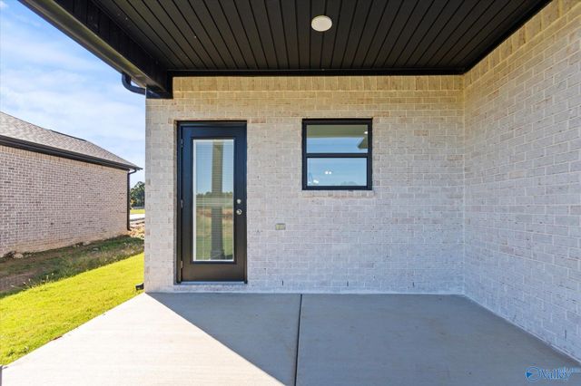 17194 Red Hill Road, Athens, AL 35611