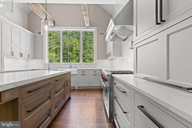 731 PROVIDENCE RD, Malvern, PA 19355