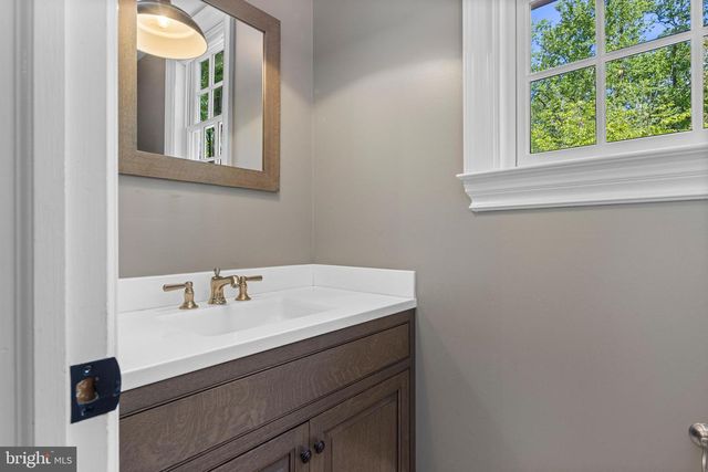 731 PROVIDENCE RD, Malvern, PA 19355