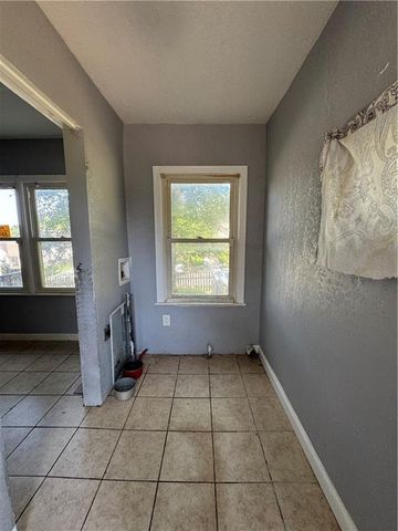 445 N Quincy Avenue, Kansas City, MO 64123