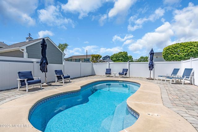 118 New York Avenue, Point Pleasant Beach, NJ 08742