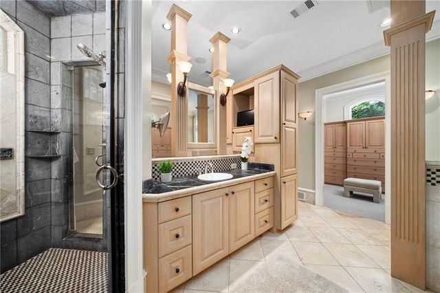 5530 Claire Rose Lane, Sandy Springs, GA 30327