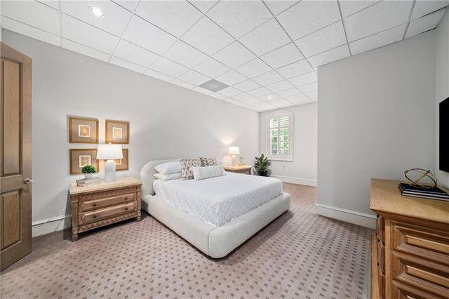 5530 Claire Rose Lane, Sandy Springs, GA 30327