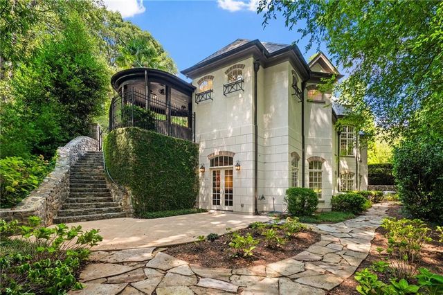5530 Claire Rose Lane, Sandy Springs, GA 30327