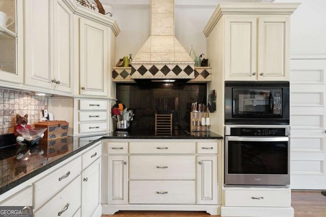 105 White Pine Court, Waleska, GA 30183