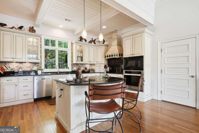 105 White Pine Court, Waleska, GA 30183