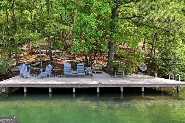 105 White Pine Court, Waleska, GA 30183