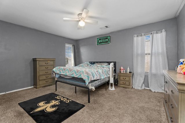 2602 Lincolns Meadow Drive, Spring, TX 77373