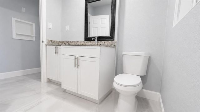 4894 Cyprus Lane, Haverhill, FL 33417