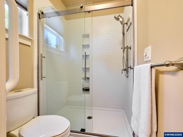 725 Thyme Lp, Silverton, OR 97381