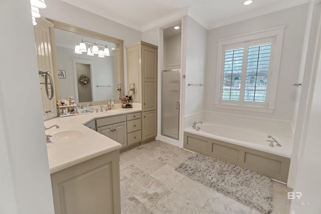 8838 N Lamhatty Lane, Daphne, AL 36526