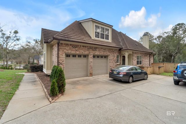 8838 N Lamhatty Lane, Daphne, AL 36526