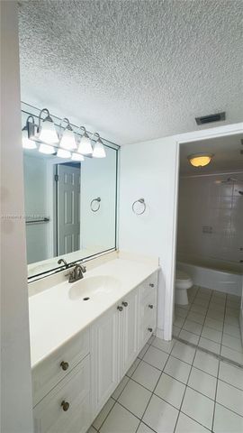 18061 Biscayne Boulevard 1203, Aventura, FL 33160