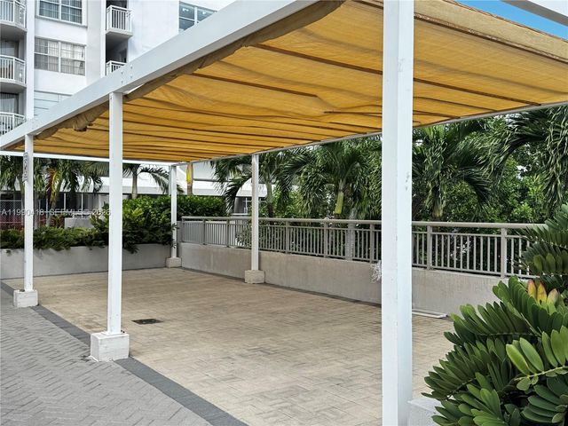 18061 Biscayne Boulevard 1203, Aventura, FL 33160