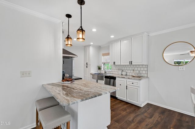 1341 Crabtree Boulevard, Raleigh, NC 27610