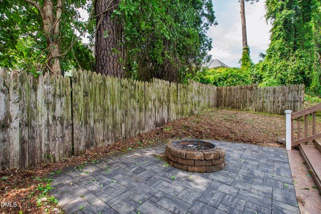 1341 Crabtree Boulevard, Raleigh, NC 27610