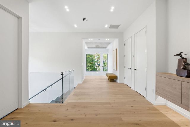 6519 BRAWNER ST, Mclean, VA 22101