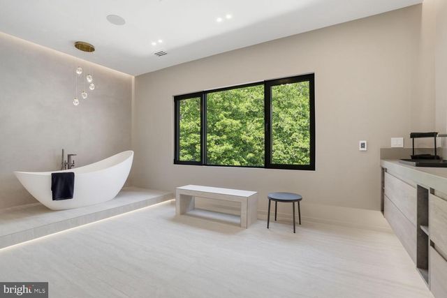 6519 BRAWNER ST, Mclean, VA 22101