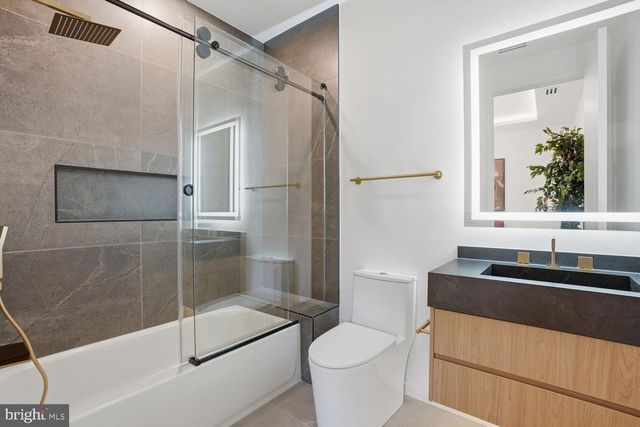 6519 BRAWNER ST, Mclean, VA 22101