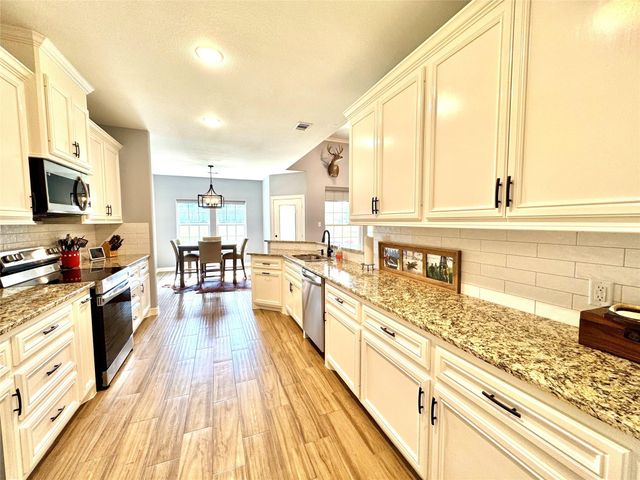 105 Coral Gables, Trinity, TX 75862