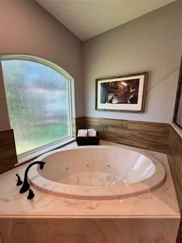 105 Coral Gables, Trinity, TX 75862