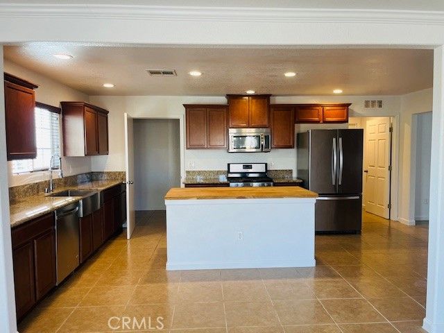 20236 Graham Street, California City, CA 93505