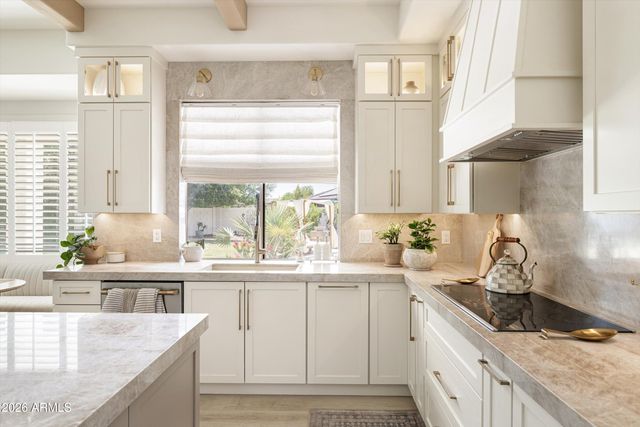 542 N DANIELSON Way, Chandler, AZ 85225