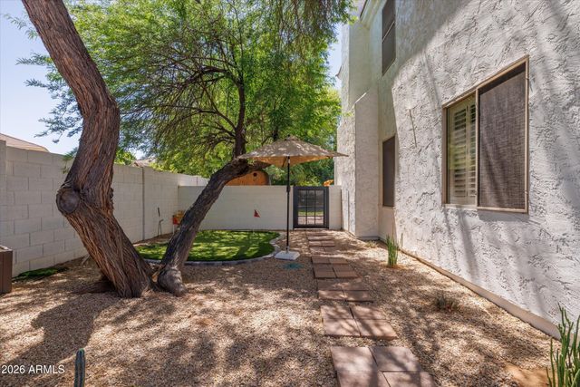 542 N DANIELSON Way, Chandler, AZ 85225