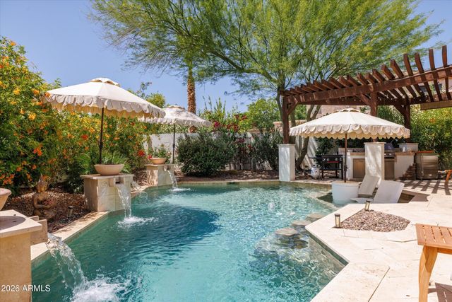 542 N DANIELSON Way, Chandler, AZ 85225