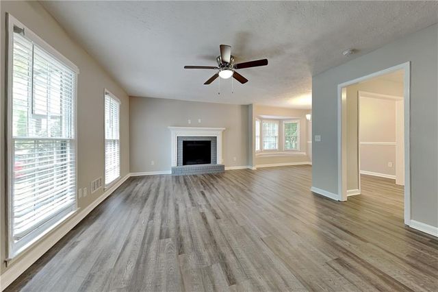 3111 Fife Way, Snellville, GA 30039