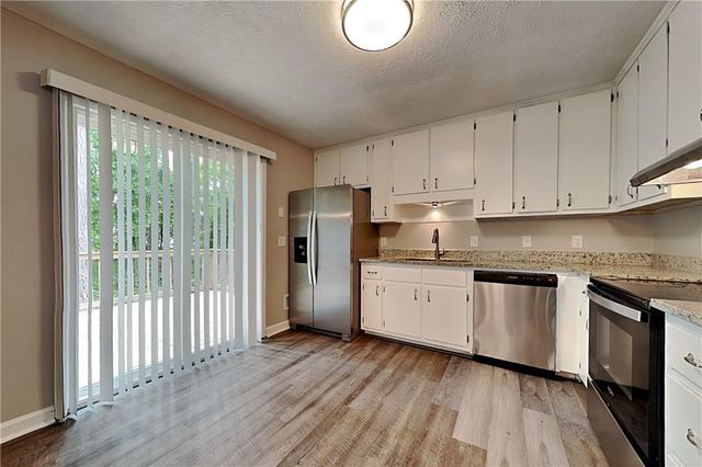 3111 Fife Way, Snellville, GA 30039
